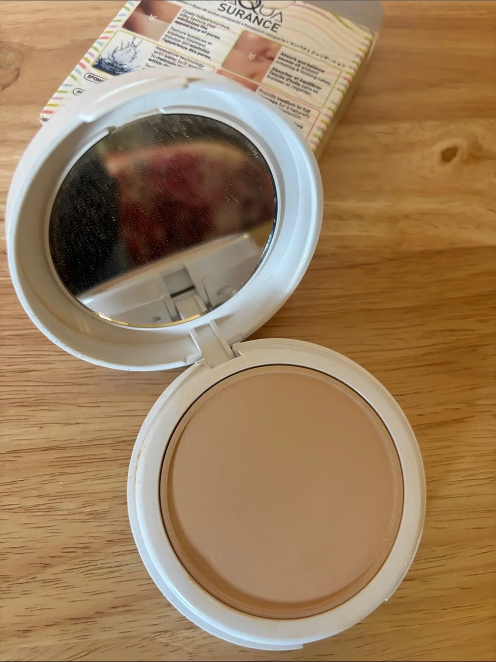 Aqua Surance Compact Powder Foundation, Shade Natural, NIB